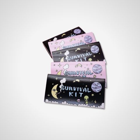 Survival Kit – All-in-One Set: Papers, Tips, Grinder & Tray für unterwegs